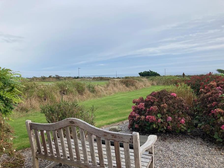Ferienwohnung Beautiful One Bed With Stunning Sea View Waterford Exterior foto